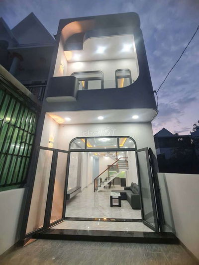 Bán nhà lầu 3pn full nội thất sang xịn phú tân khu dân cư gần Eaon