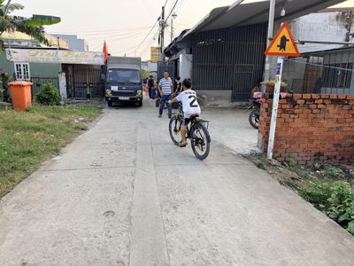 Bán đất 1 sẹc Uỷ ban xã Phú Đông 109m2 đẹp xuất sắc