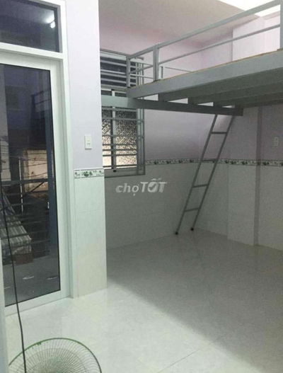 Phòng trọ 16m2 đường Trịnh Đình Trọng