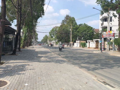 Nhà cấp 4 mặt tiền đường Nguyễn Tri Phương vị trí VIP cách sông 500m