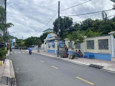 Nhà MT Bùi Minh Trực đường trước nhà 8m. DT 48m2 3 Tầng, Nhỉnh 10 tỷ