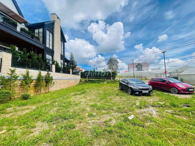 Cần bán Đất Mặt Tiền 319m2 , đường Nam Hồ, P.11, Đà Lạt