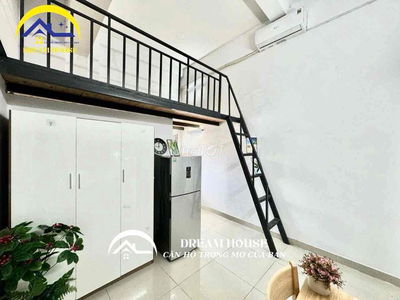 KHU VỰC GẦN ĐH VĂN HIẾN, NGAY CẠNH ĐẦM SEN, TRANG BỊ ĐẦY ĐỦ NỘI THẤT