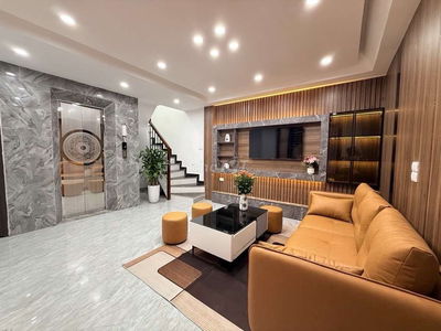 NHÀ MỚI LÔ GÓC - 40M² 5 TẦNG - MẶT TIỀN 5M - THANG MÁY - TRẦN THỦ ĐỘ