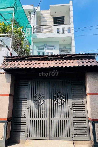 Cho thuê nguyên căn tiện ở KD, 4.5m x 30m, Phạm Văn Chiêu, P.9, Gò Vấp
