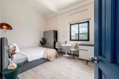 CĂN HỘ CÓ SẴN MÁY LẠNH KỆ BẾP TỦ LẠNH - NGAY NGÃ TƯ TÔ KÝ