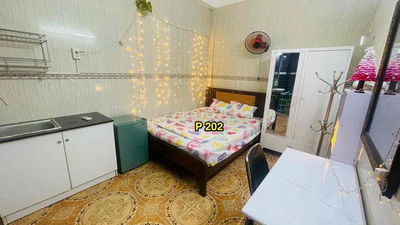 PHÒNG CỬA SỔ MÁY LẠNH BẾP VÀ WC RIÊNG. GIỜ TỰ DO XE FREE