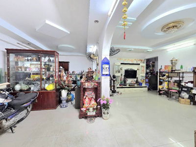 Nhà hẻm 4m, Hoàng Diệu, P.9, Q4, 68m2, 8m x 9m, 4 lầu, chỉ 10,2 tỷ!