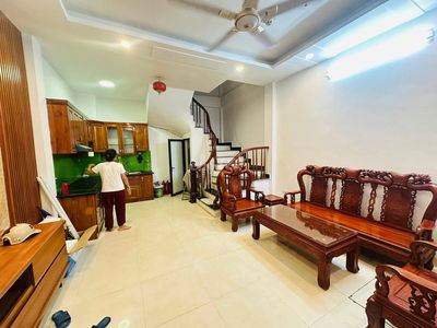 Bán Nhà Lô Góc Dương Văn Bé Hai Bà Trưng 33m, 5 tầng, mt 4.6m, 8.6 tỷ.