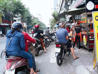 CHUYỂN NHƯỢNG CƠ SỞ KINH  BÁNH MÌ & CAFFE