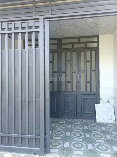 Nhà bán 4x16 m cấp 4 nhà đẹp giá 1 ty3 còn BL