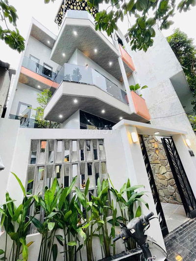 Nhà đẹp 3 tầng mới keng - kiệt ô tô- Ngay corpmark- Điện Biên Phủ