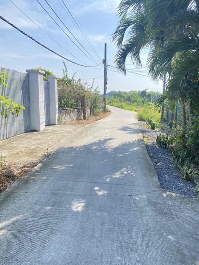 Bán rẻ đất Bình Chánh 500m2 giá 2.8ti gần bv nhi đồng