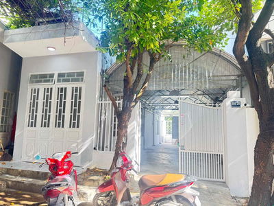 CHÍNH CHỦ BÁN NHÀ KIỆT Ô TÔ ĐẬU ĐỖ TRƯỚC BẾN XE ĐÀ NẴNG