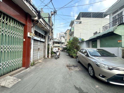 chủ bán gấp nhà kiến trúc sư thiết kế tâm quyết để cho con du học