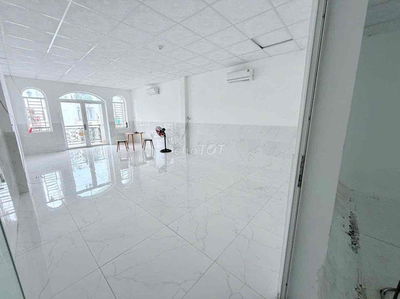 Sàn Văn Phòng Rộng Thoáng Tại Bành Văn Trân Quận Tân Bình