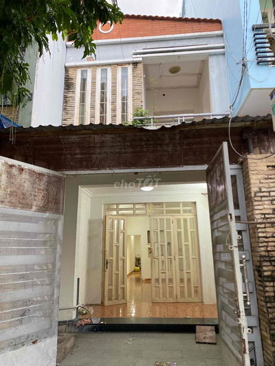 CHO THUÊ NHÀ NGUYÊN CĂN MT LÊ SAO Q.TP dt 4x20 trệt lầu giá 13tr
