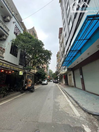 BÁN NHÀ HOÀNG QUỐC VIỆT OTO TRÁNH 10m DT65m2*MT6.4m CHỈ 13 TỶ