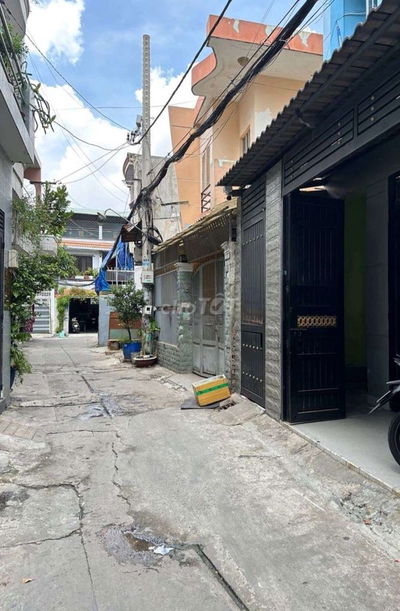 CHÍNH CHỦ CẦN BÁN CHDV GẦN SIÊU THỊ AEON TÂN PHÚ.