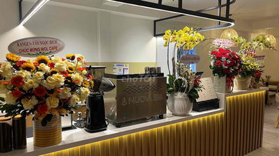 Cho thuê mặt bằng VIP - đường Nguyễn Thị Thập