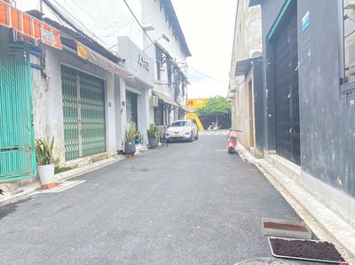 Nhà Thuê 4.2x22m,4PN.3WC.Hẻm 6m Chu Thiên.Gía:13tr