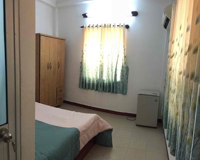 Phòng như hình,mới,đủ tiện nghi,cửa sồ thoáng mát,giờ tự do