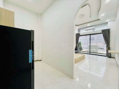 Cho thuê phòng full nt bancol thoáng ngay Hồ Văn Huê, quận Phú Nhuận