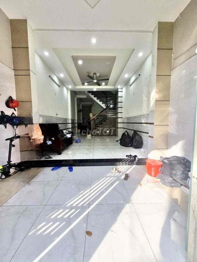 Nhà 4x14 2 lầu 3 phòng/4wc, Đường Bình Trị Đông