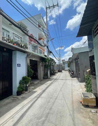 Bán nhà Thới Tam Thôn