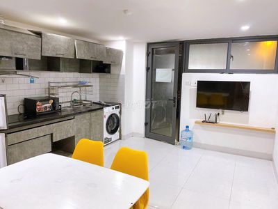 Cần Cho Thuê Căn Hộ 2PN Vị Trí Đắc Địa Ngay Gần Cầu Rồng.