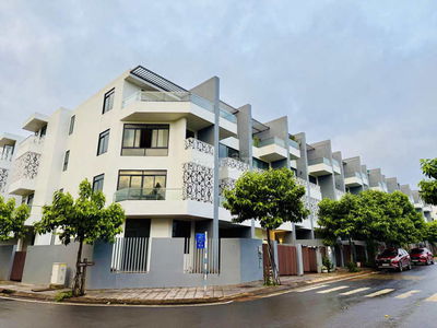 Bán Căn Góc 300m2 - Đông Nam - Trung Tâm Buôn Ma Thuột