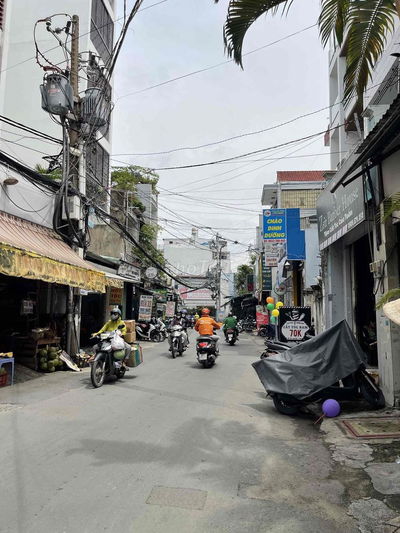 Kinh Doanh Lý Thường Kiệt Nở hậu 4.2 x 17, 4 Tầng 2 Ô tô