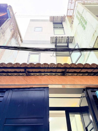 Bán nhà mới đẹp đường 3/2 P8 Q10. Đường thông thoáng