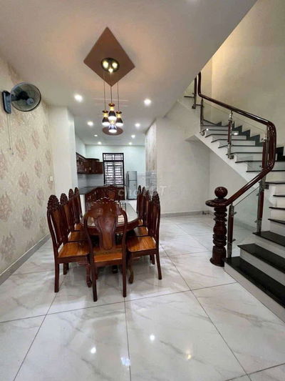 HOT🔥 Nhà Phố Lakeview City 1 Trệt 3 Lầu 4PN 5WC Full Nội Thất 25Triệu