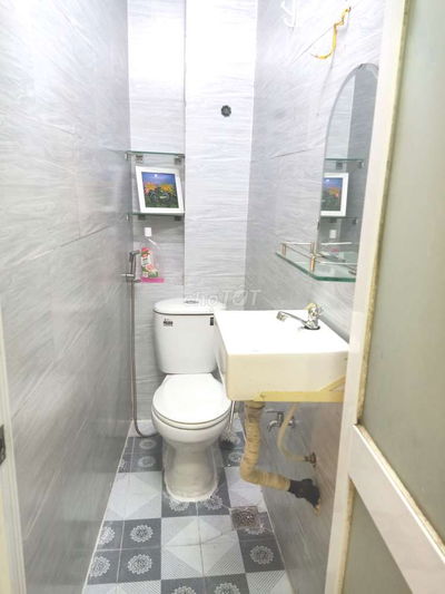 Chính chủ cần bán nhanh nhà quận 4 để  đổi nhà mới