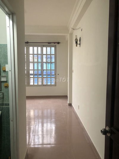 QUẬN 10- CHO NỮ SINH VIÊN/NVVP THUÊ PHÒNG