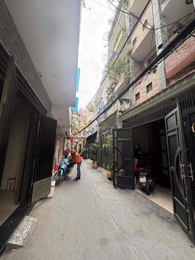 Nhà to - Hẻm VIP Huỳnh Tấn Phát - Dòng tiền ổn định - Diện tích lớn hợ