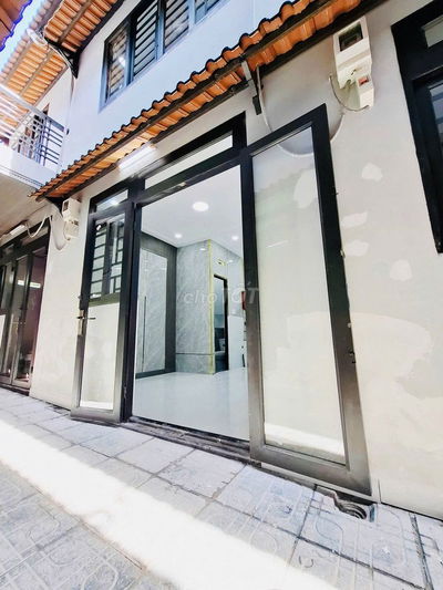 Nhà mới ở sẹc ngắn Phan Văn Hớn Q12 ngay chung cư Tecco. Giá 1tỷ068tr