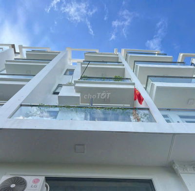 Bán nhà Phố hiện đại đẹp Q11