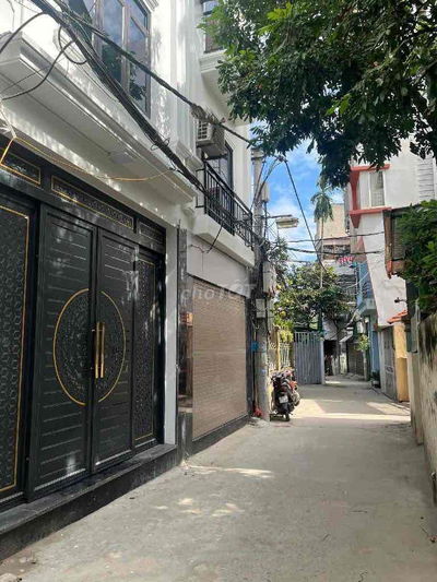 SIÊU PHẨM DÂN XÂY MỚI  KÍNH KOONG - THANG MÁY - SÁT PHỐ👑  Nguyễn Khoái