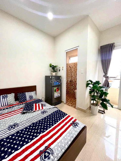 CHO THUÊ CĂN HỘ FULL NỘI THẤT BANCOL - TOÀ NHÀ THANG MÁY, HẦM XE