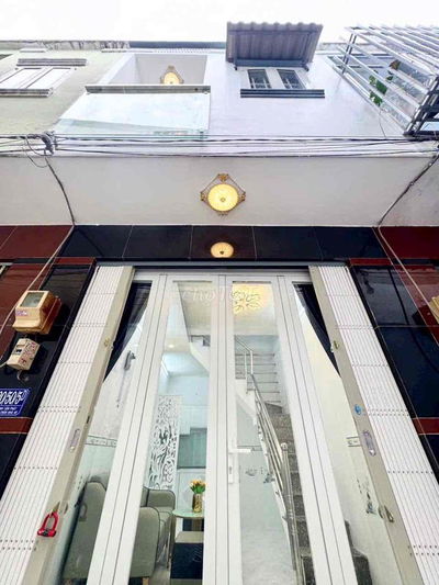 Nhà mới vào ở liền 1 trệt 2 phòng ngủ nhà bè sát quận 7.