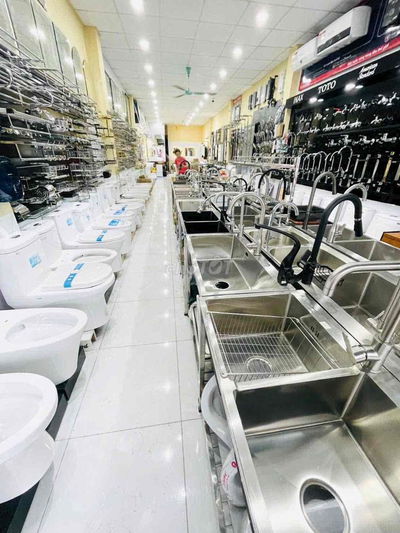 bán nhà mặt tiền nguyễn thị thập khu vực đông đúc nhất .