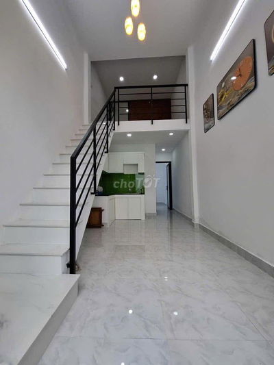 Bán nhà 33m2 SHR-HC, HXH vào ở ngay Phan Văn Hùm, Trung Mỹ Tây, 3.35tỷ