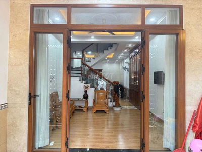 Cho thuê nhà nguyên căn đường cây Trâm p11 gò vấp