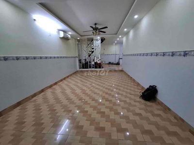 BÁN ĐẤT TẶNG NHÀ 2 TẦNG, DT: 76M2 CHỈ 5 TỶ 4 PHẠM VĂN ĐỒNG, P1, GV