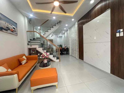 Nhà 2 tầng đẹp đón tết, 44m² ngang 4m, hẻm rộng Phạm Văn Bạch, 4.x tỷ