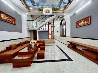 Bán Đất 2 tầng, 4 pn sổ hồng riêng - đường Bà Điểm 5