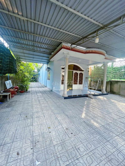 Nhà Phú Mỹ , Mặt tiền DX Nhựa 7m sân 3 oto 10x27m. 2pn