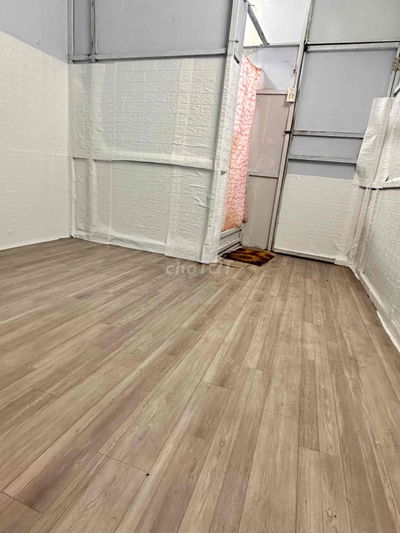 364/72/1 Dương quảng hàm cho thuê phòng giá 1tr500, toilet riêng
